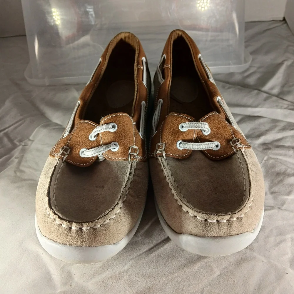 Bass Stern Women's Boat Shoes Size 8M Tan Suede Leather Comfort Loafers‎